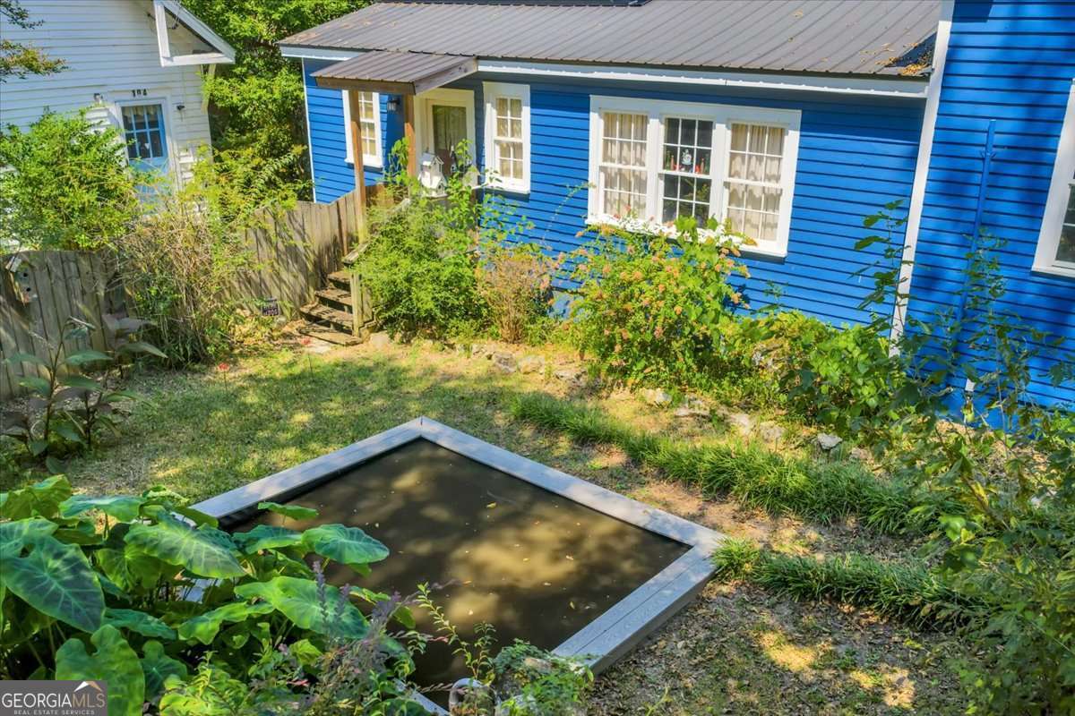 212 E Union Street Property Photo 52