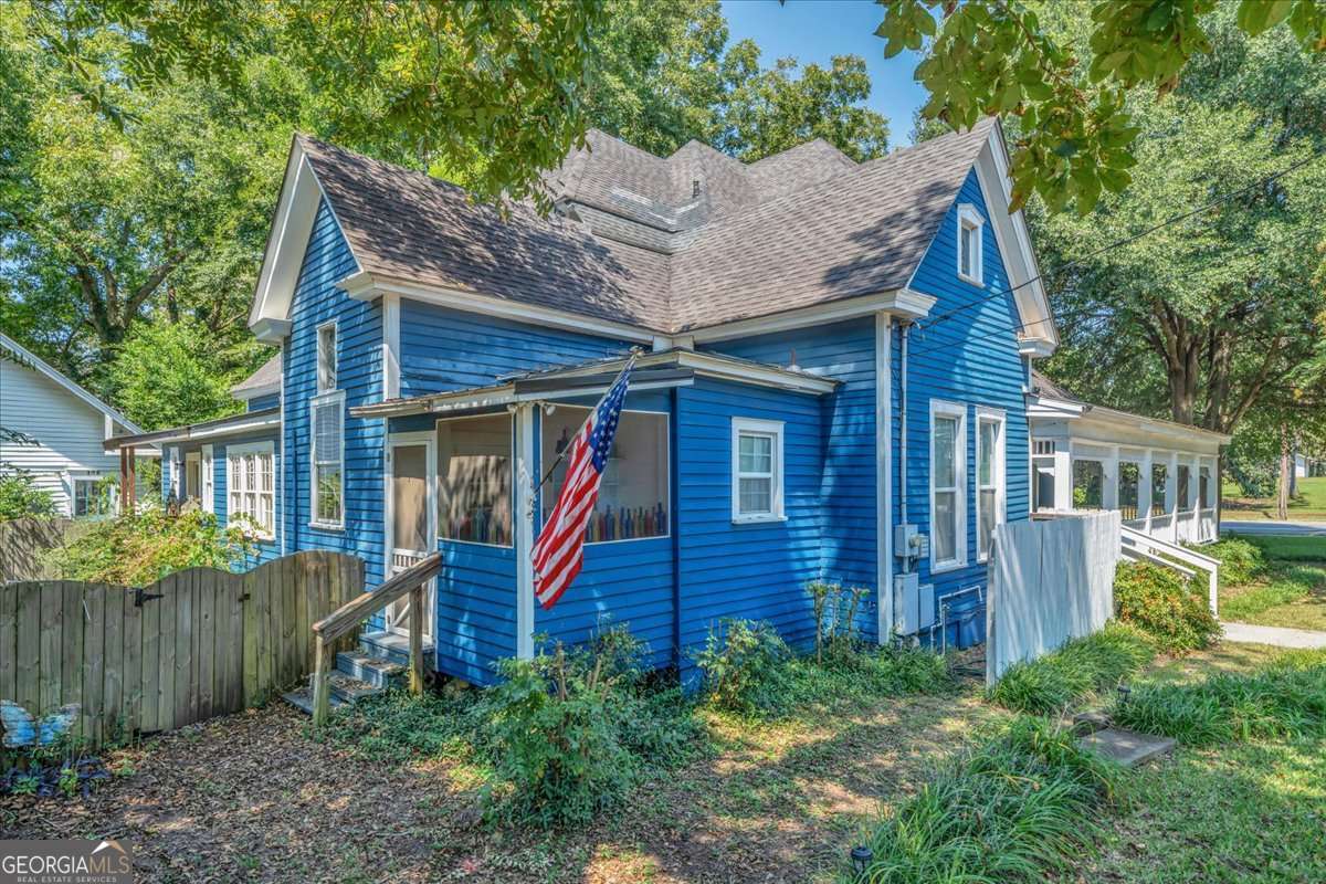 212 E Union Street Property Photo 59