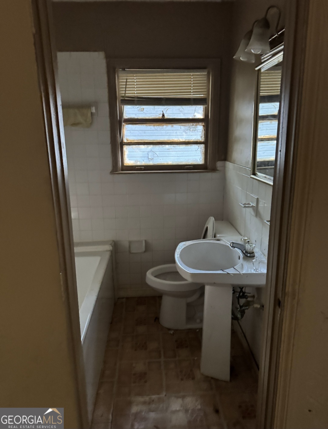 1172 Se Fayetteville Road Se # B Property Photo 8
