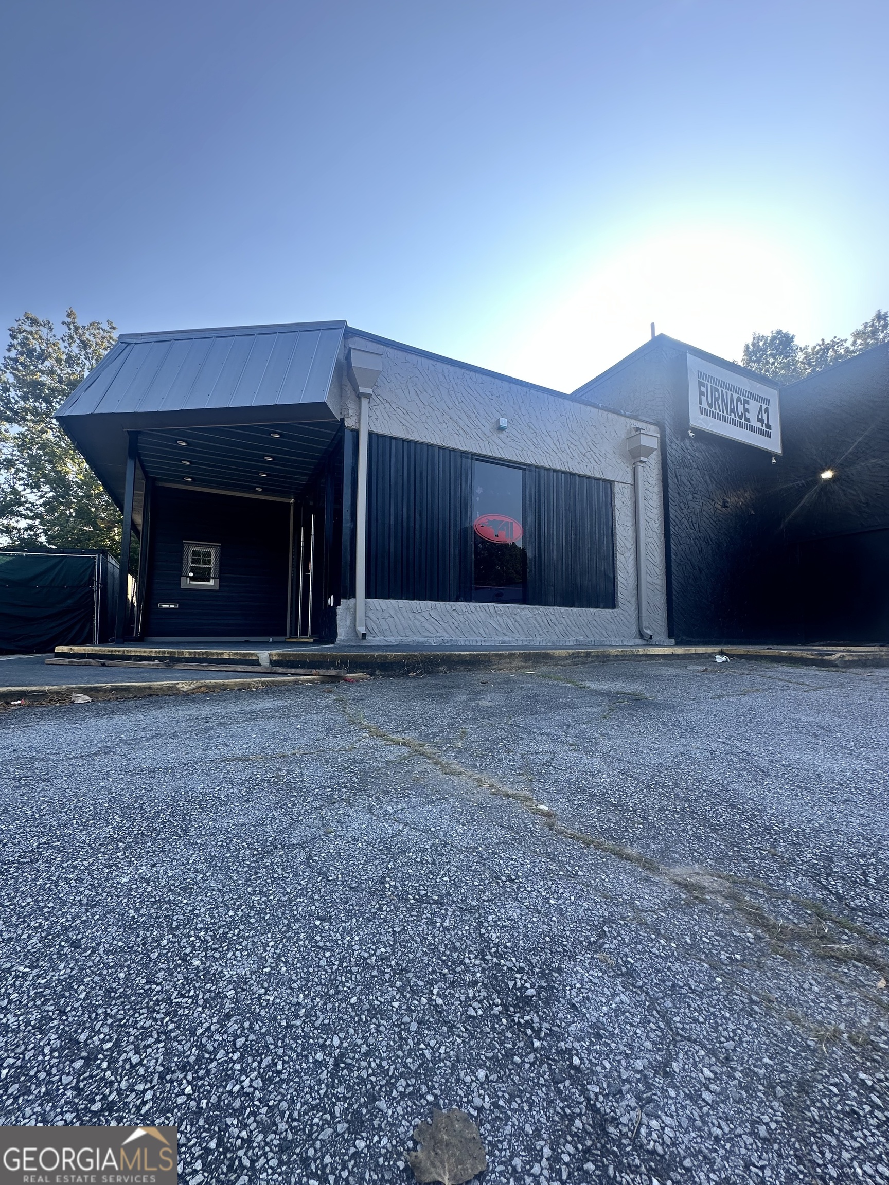 7716 N Main Street Property Photo 1
