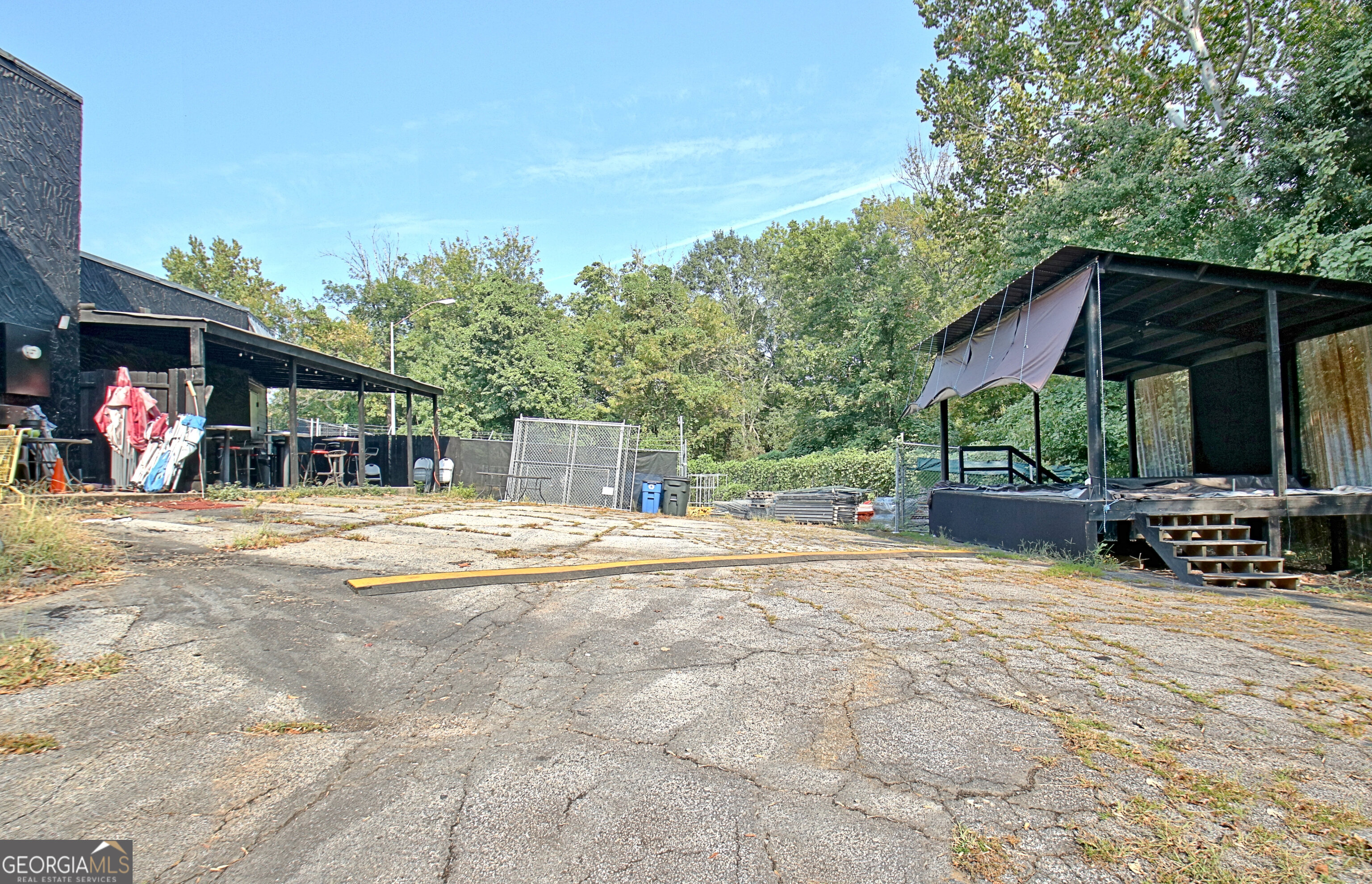 7716 N Main Street Property Photo 15