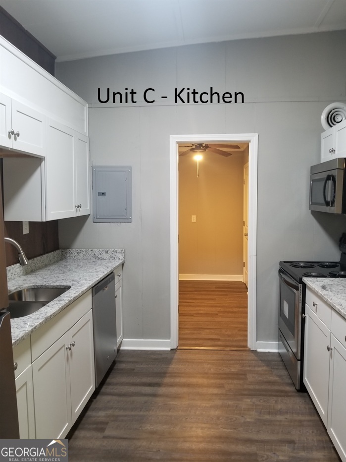 575 Vaughn Road Property Photo 14