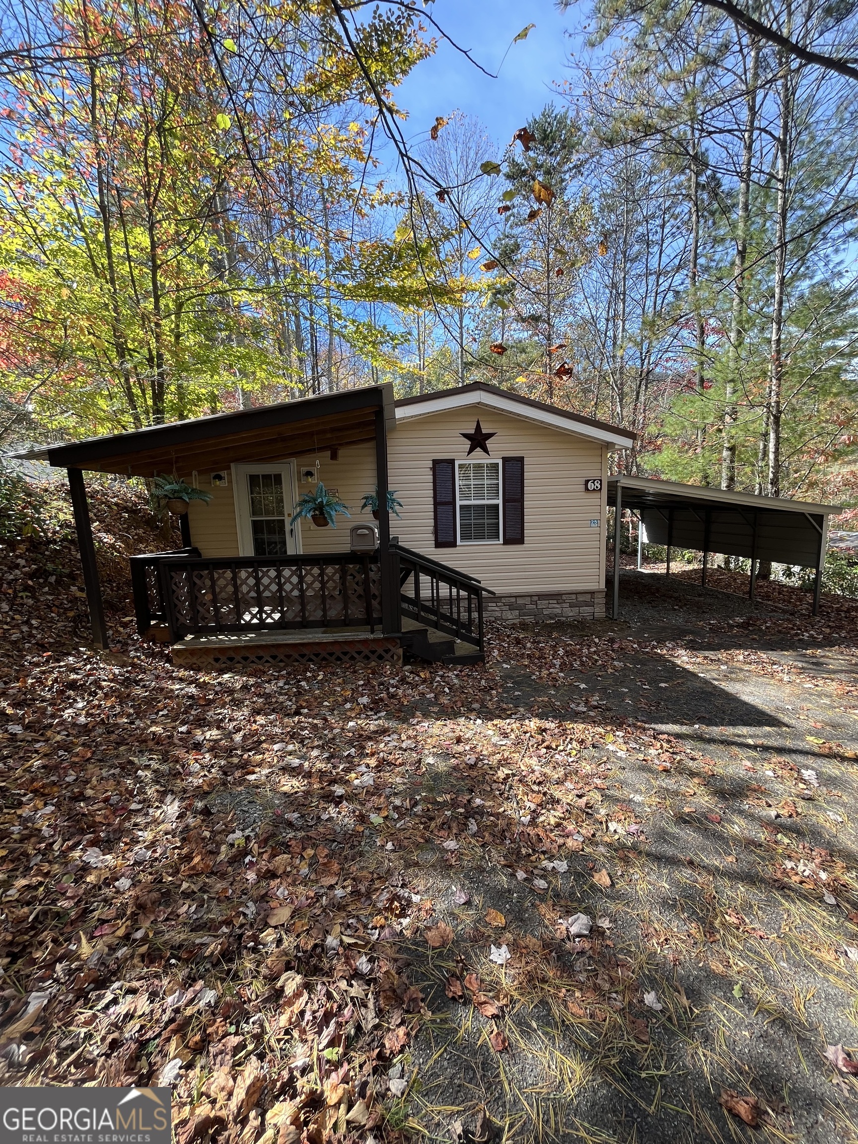 68 Nelson Lane Property Photo 1