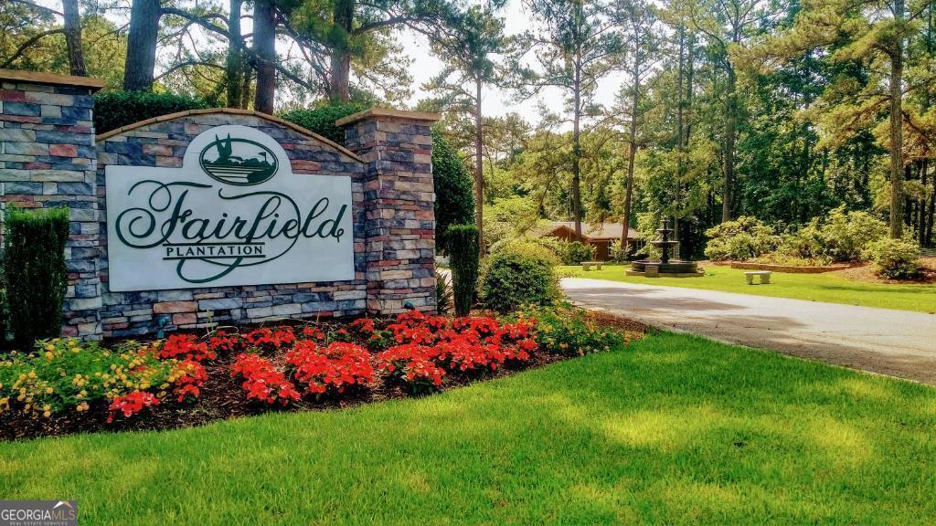 8073 Longleaf Drive Property Photo 3