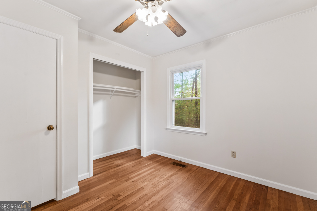 4904 Highway 81 E Property Photo 12