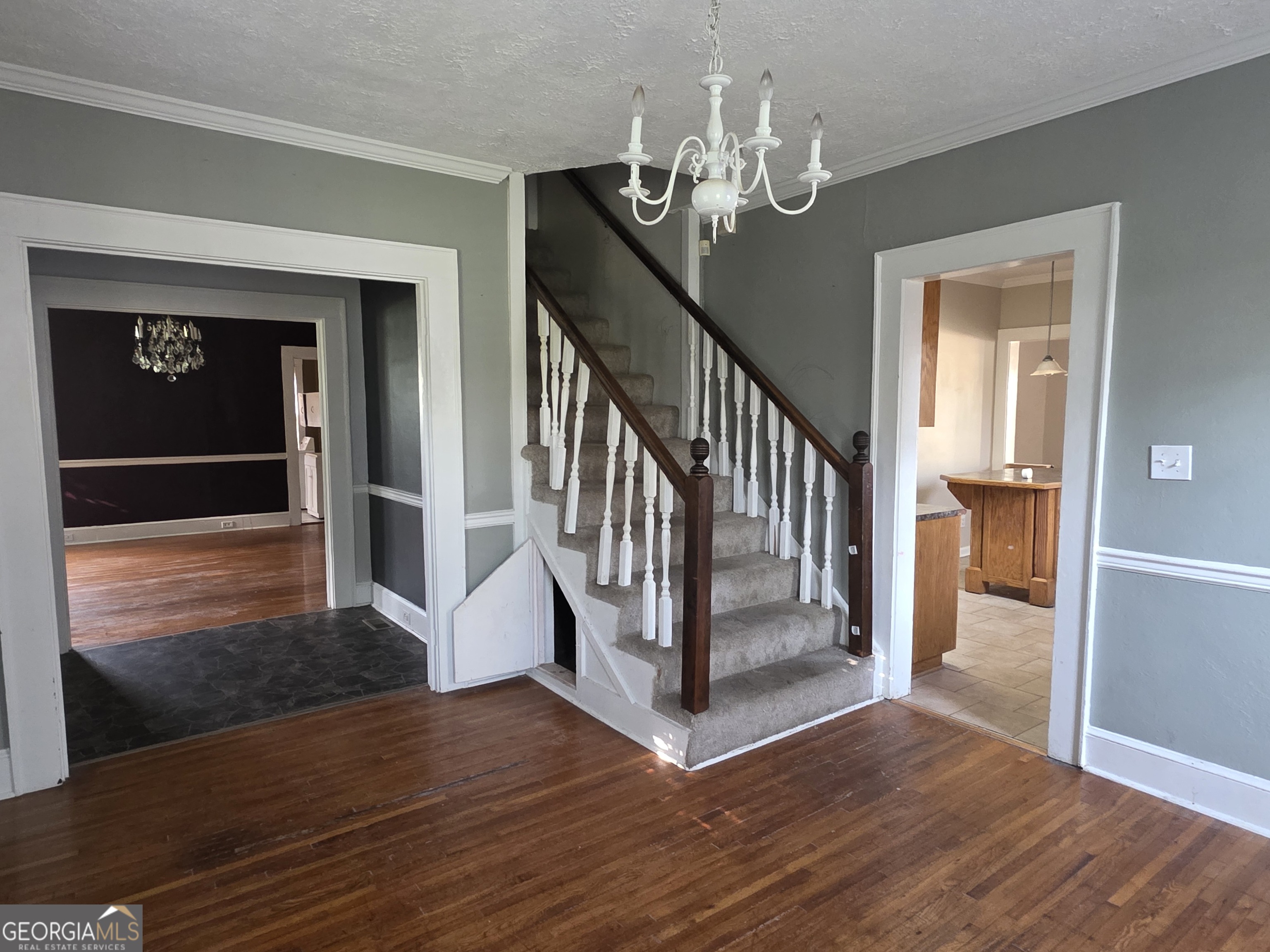 422 Jackson Avenue Property Photo 4