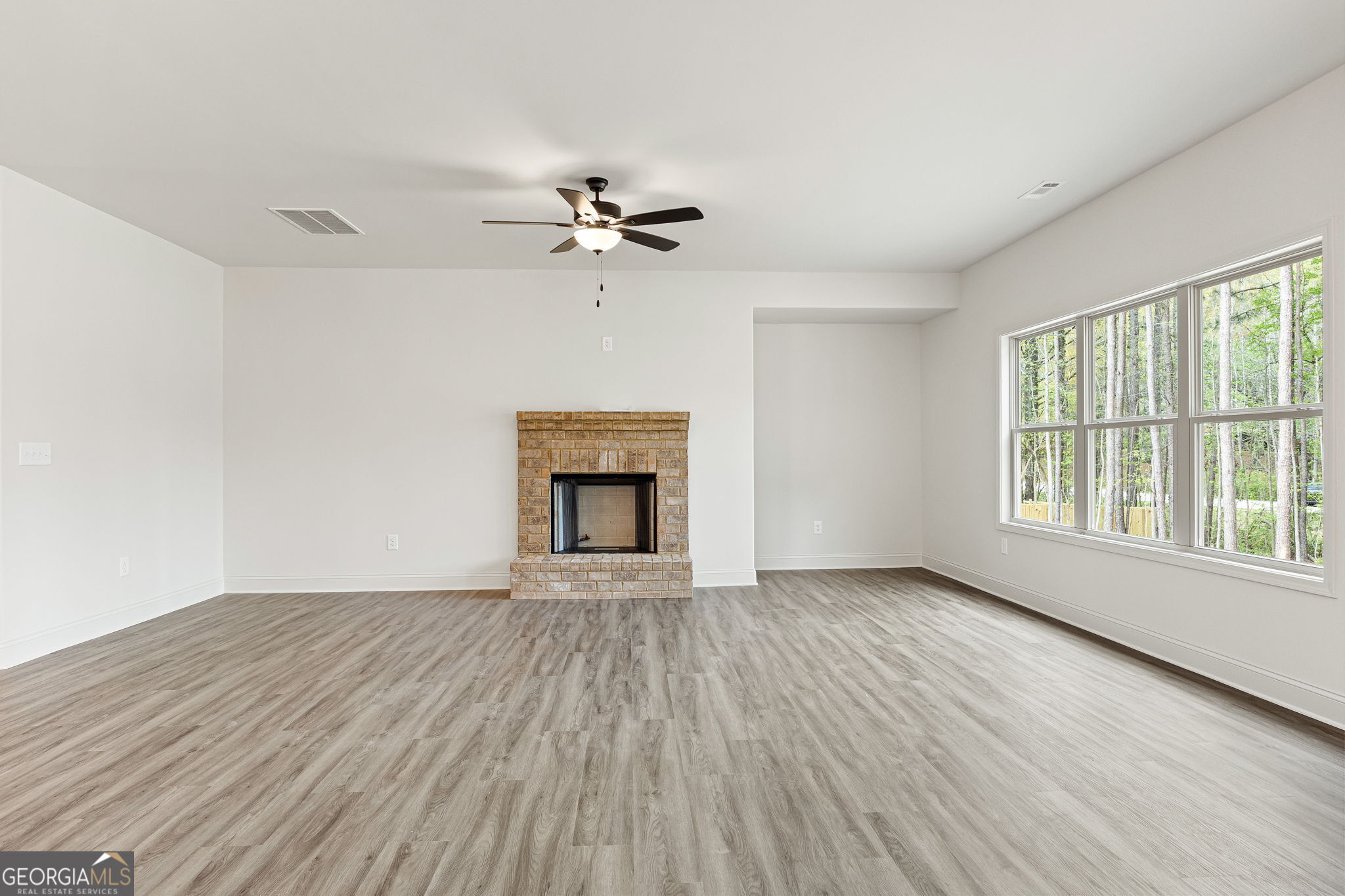 354 Gainesborough Drive Property Photo 19