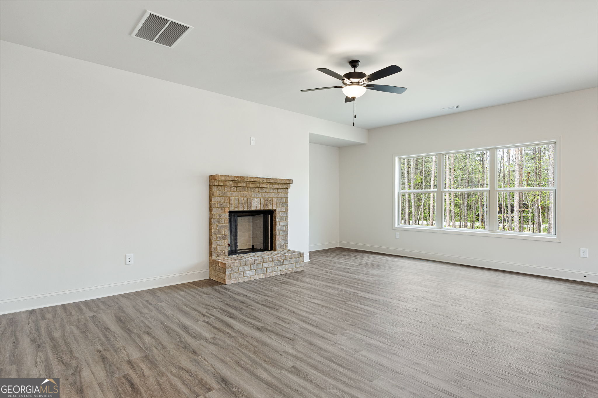 354 Gainesborough Drive Property Photo 20