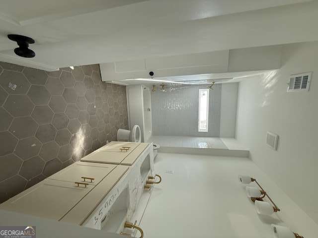 1570 Traditions Way Property Photo 18