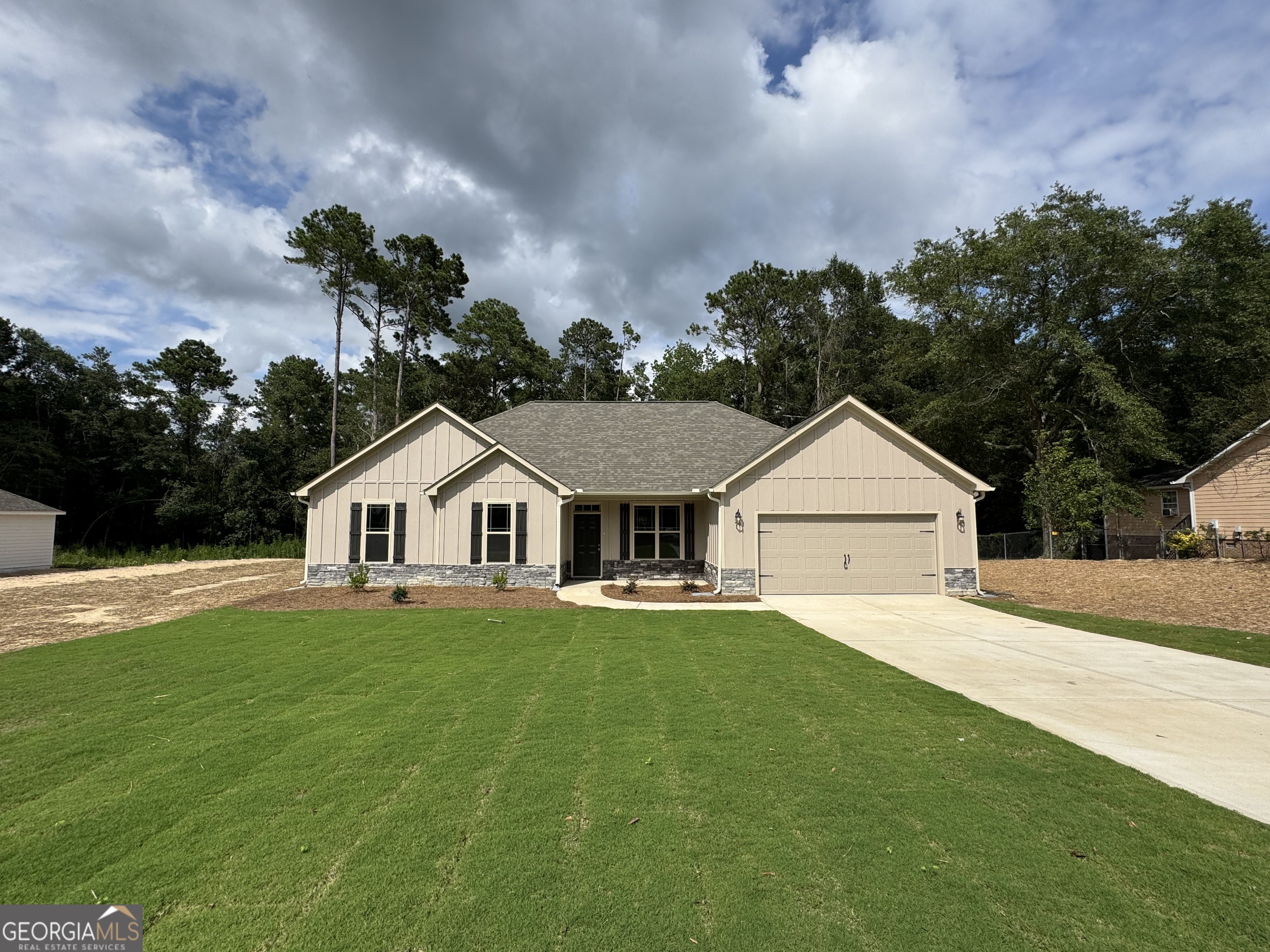 144 Country World Drive Property Photo 1