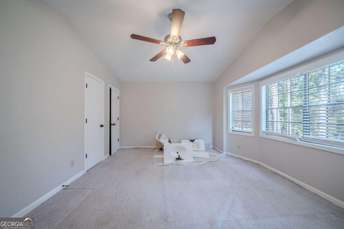 4569 Iroquois Trail Property Photo 9