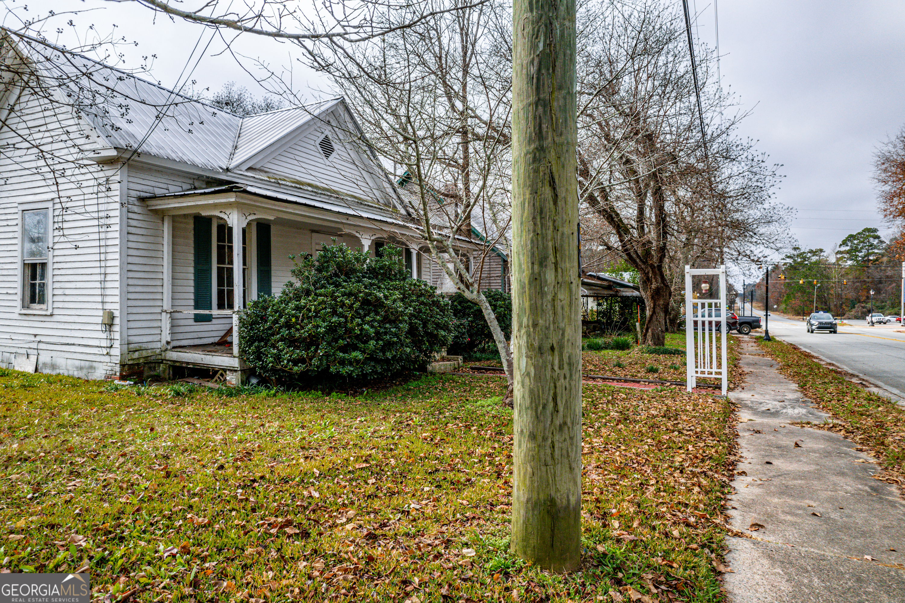 1370 Ga Highway 22 E Property Photo 1