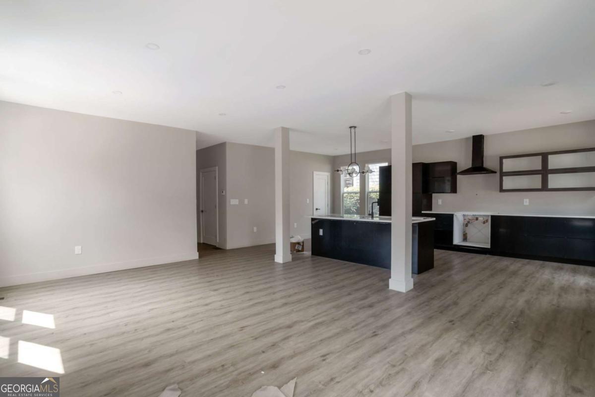 3139 Alston Drive Property Photo 6