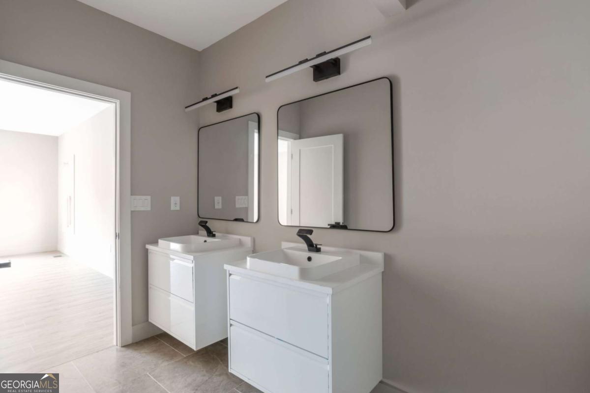 3139 Alston Drive Property Photo 21