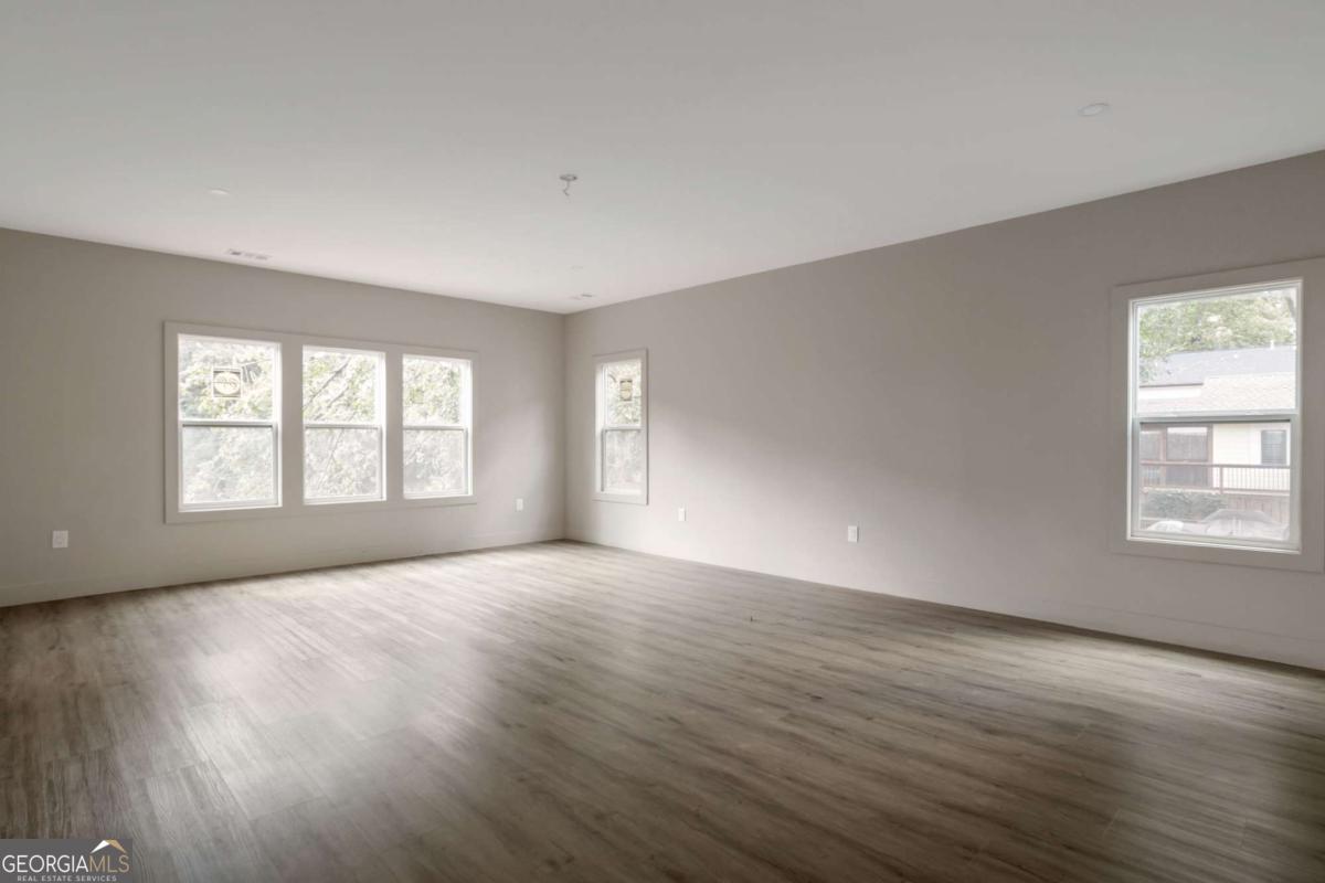 3139 Alston Drive Property Photo 24