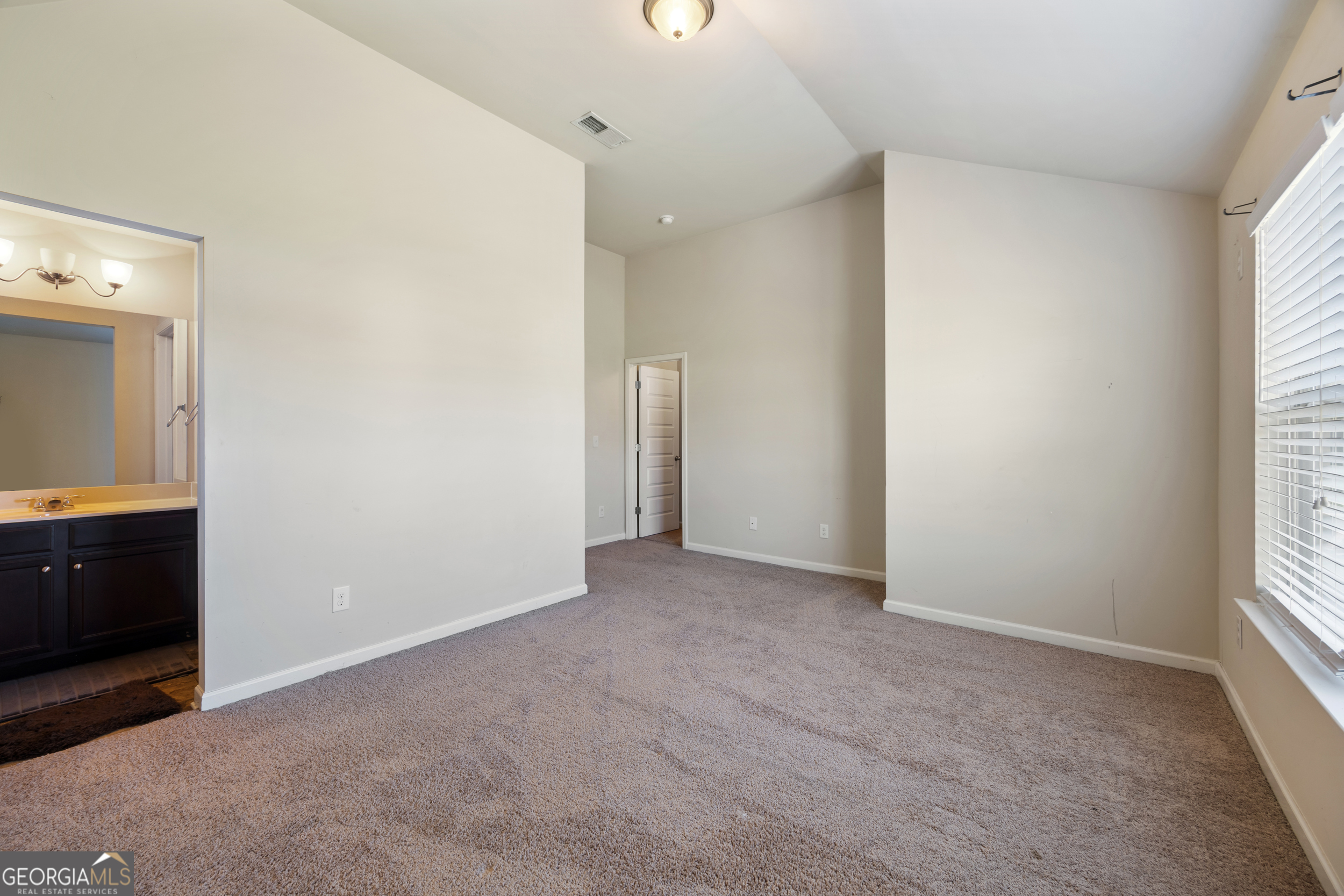 6891 Dresden Drive Property Photo 21