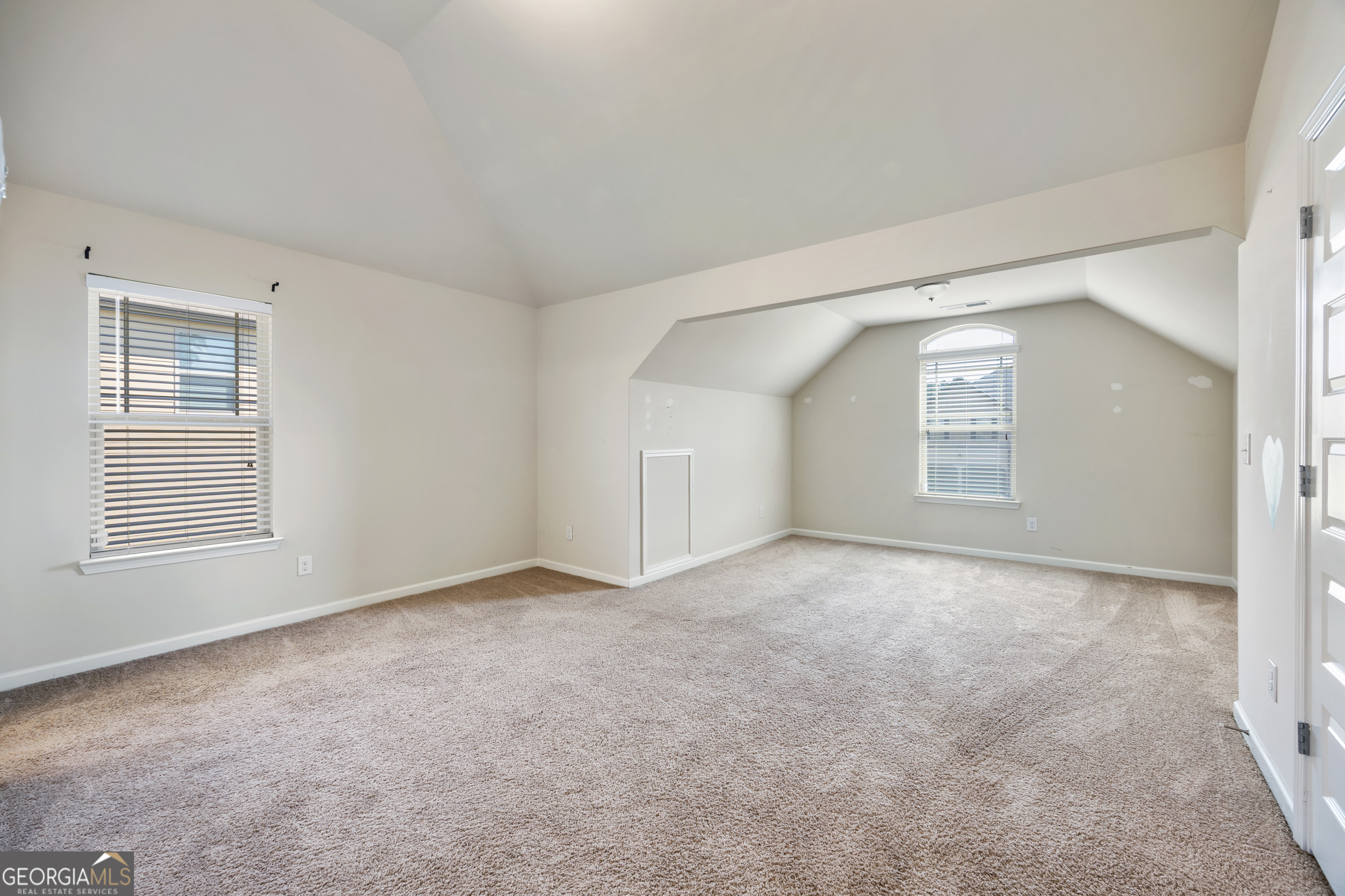 6891 Dresden Drive Property Photo 23