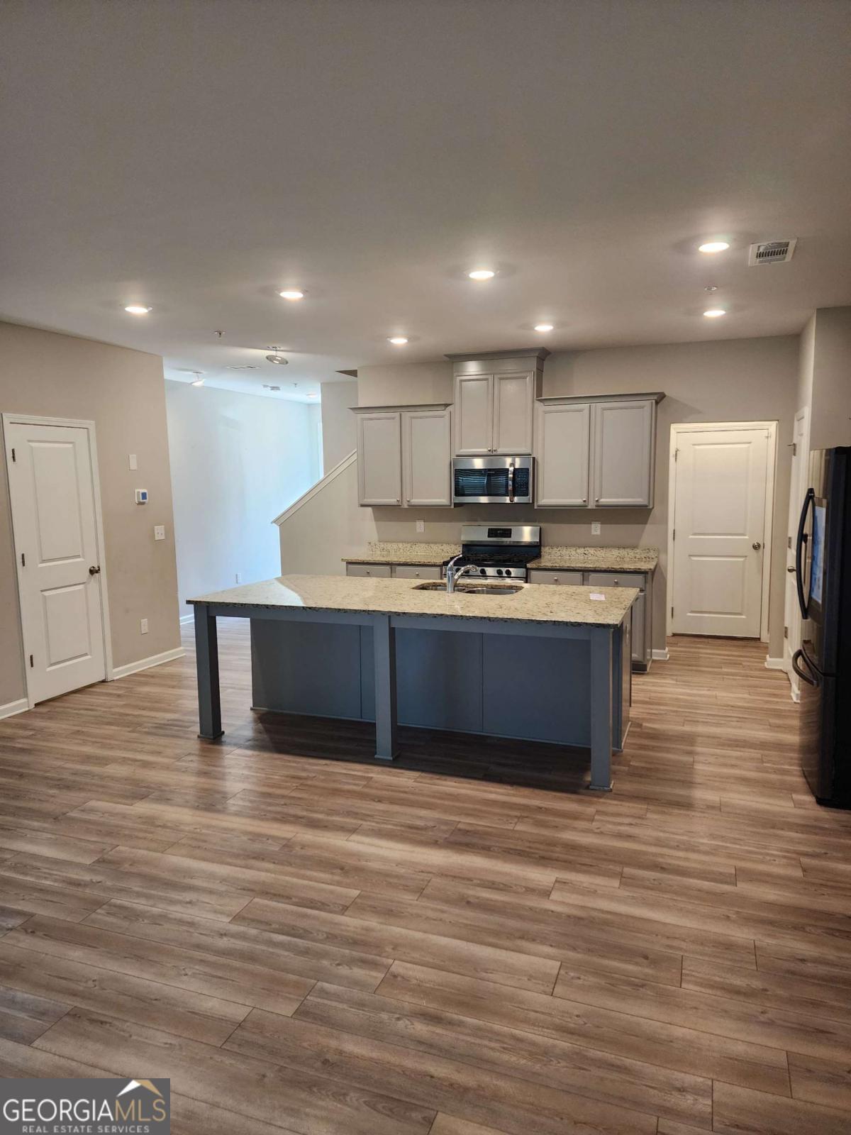 438 Bannon Way Property Photo 3