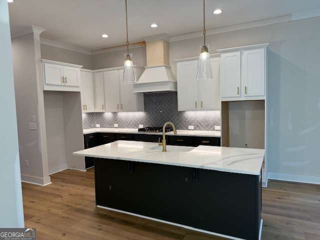 5648 Meadow View Drive Property Photo 4