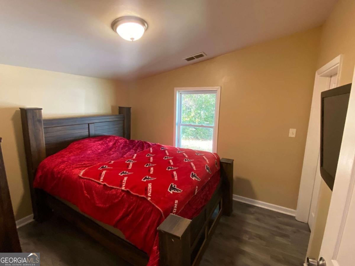 615 Woodruff Road Property Photo 11