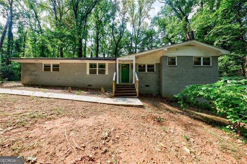 4305 Christine Court Property Photo 3