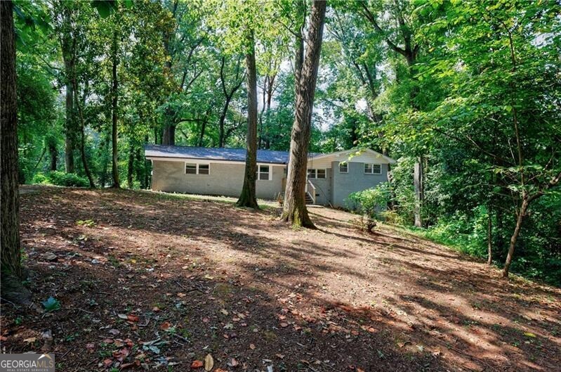 4305 Christine Court Property Photo 4