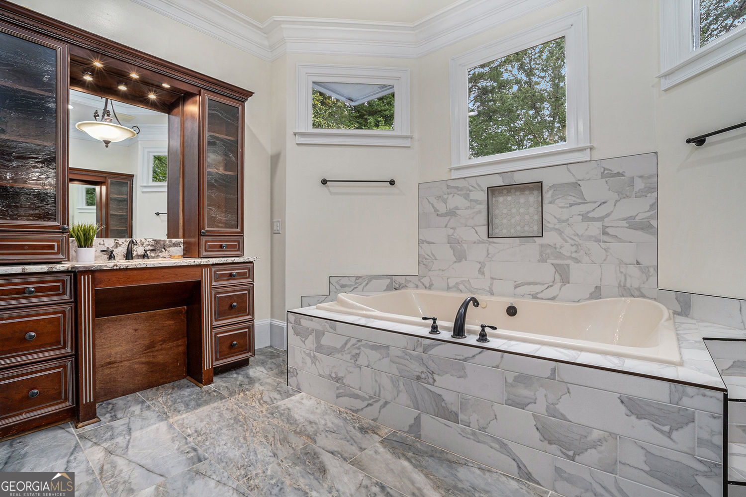 4025 Cascade Road Sw Property Photo 25