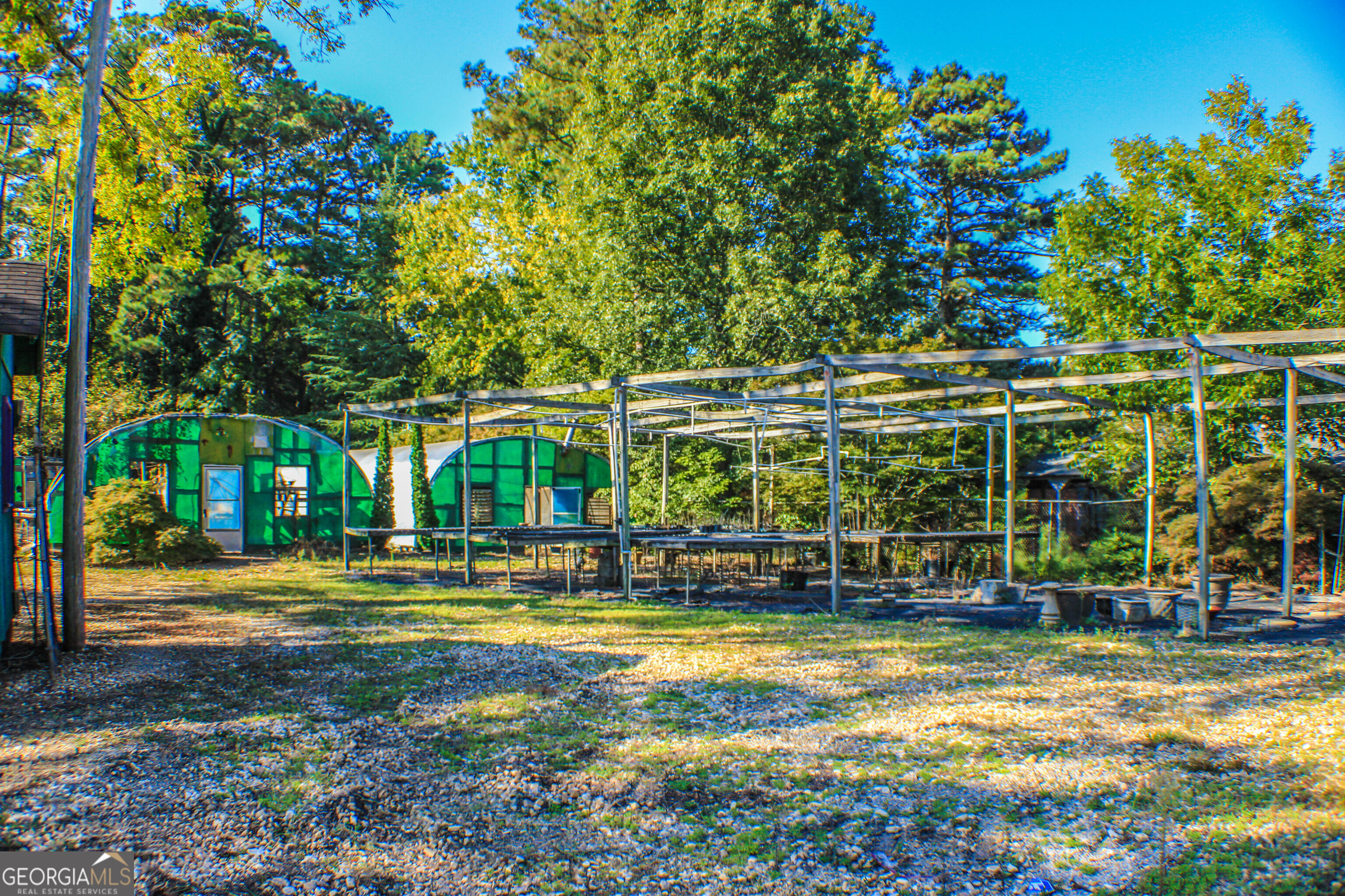 5907 Covington Highway Property Photo 8