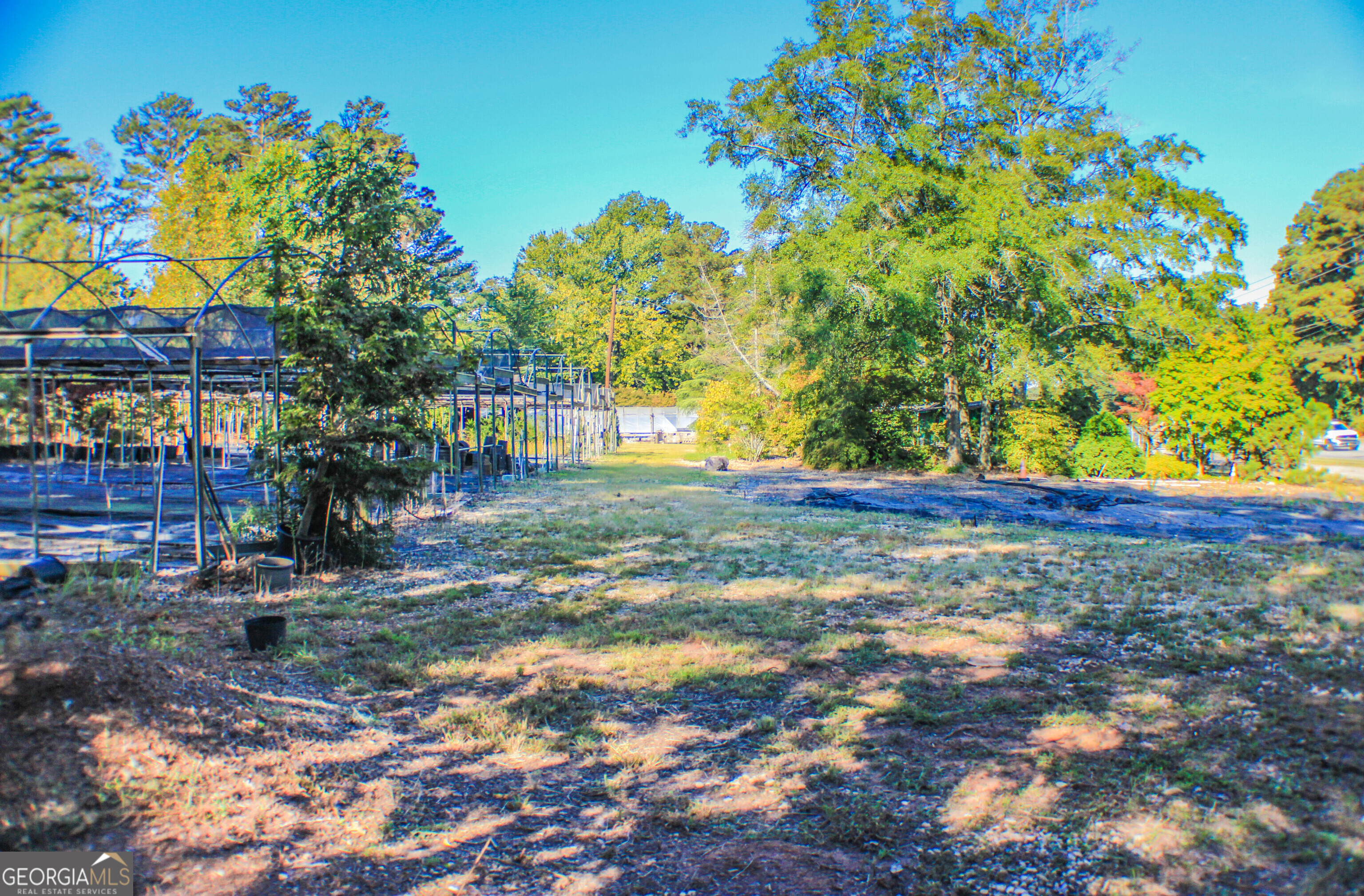 5907 Covington Highway Property Photo 10