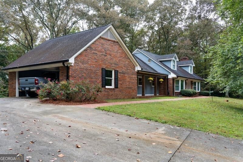 311 Herring Road Ne Property Photo 47