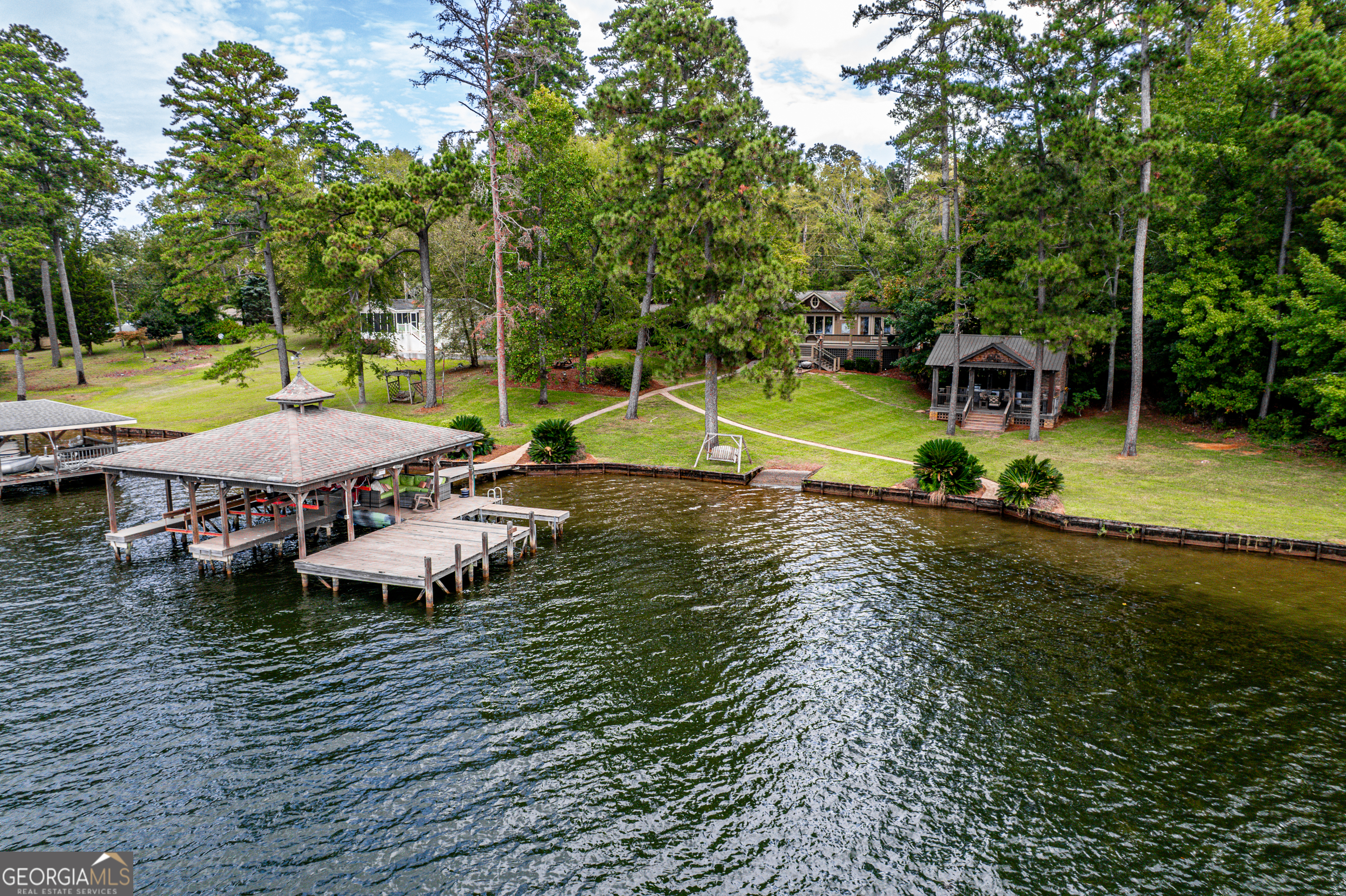 315 Hill Valley Road Property Photo 1