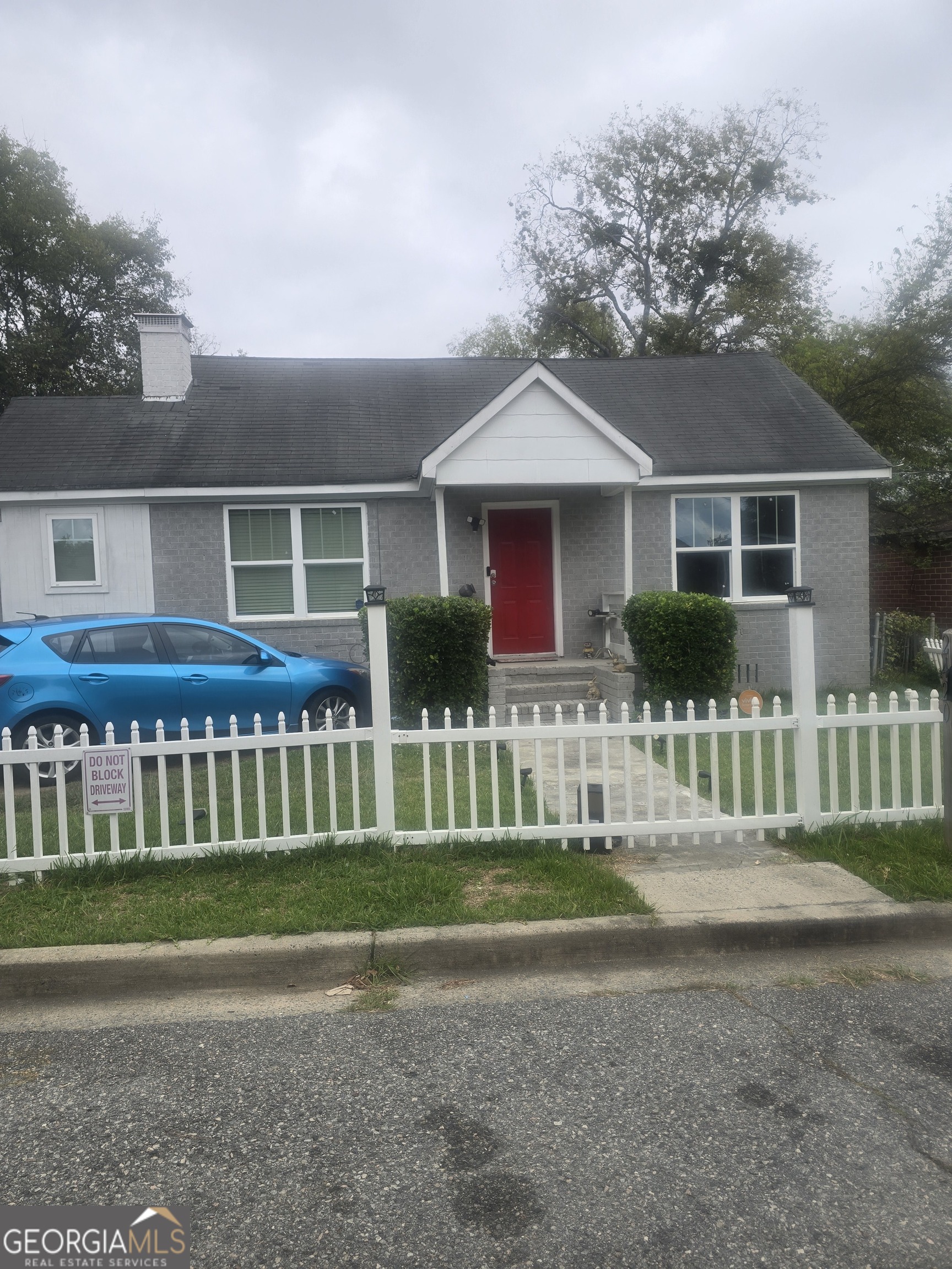 2420 Adams Avenue Property Photo 1