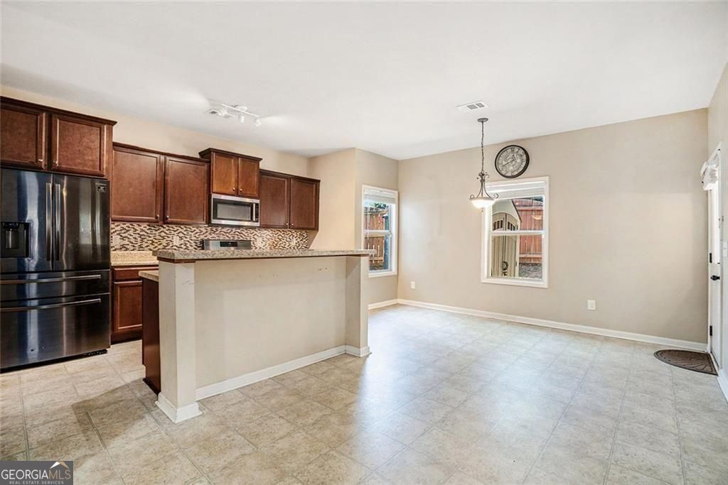 2613 Kolb Manor Circle Sw Property Photo 10