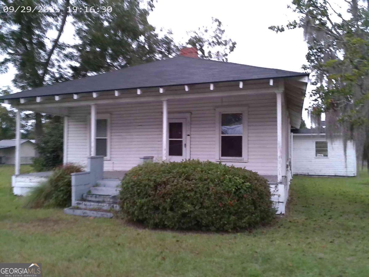 143 East Church Street Property Photo 1
