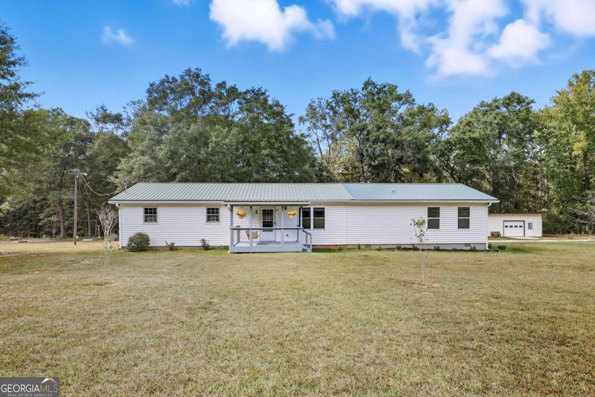 260 Oak Circle Property Photo 1