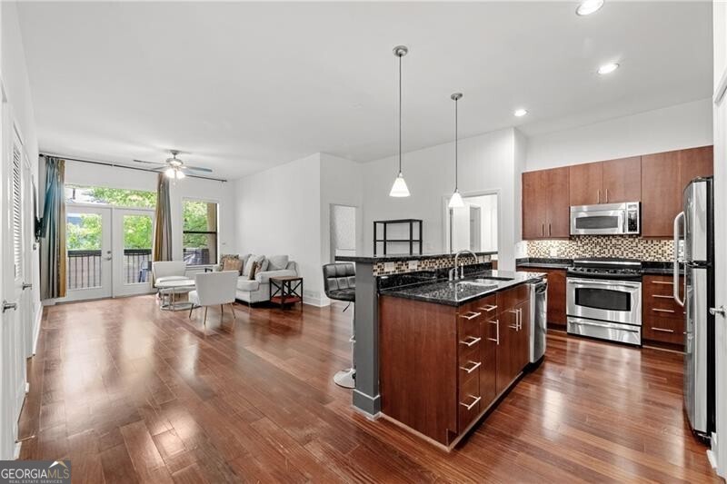 425 Chapel Street SW # 2108