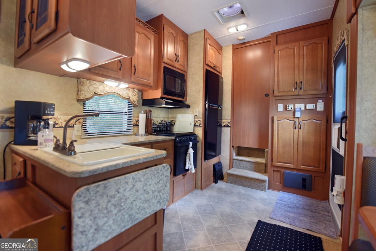 163 Moccasin Lane Property Photo 19