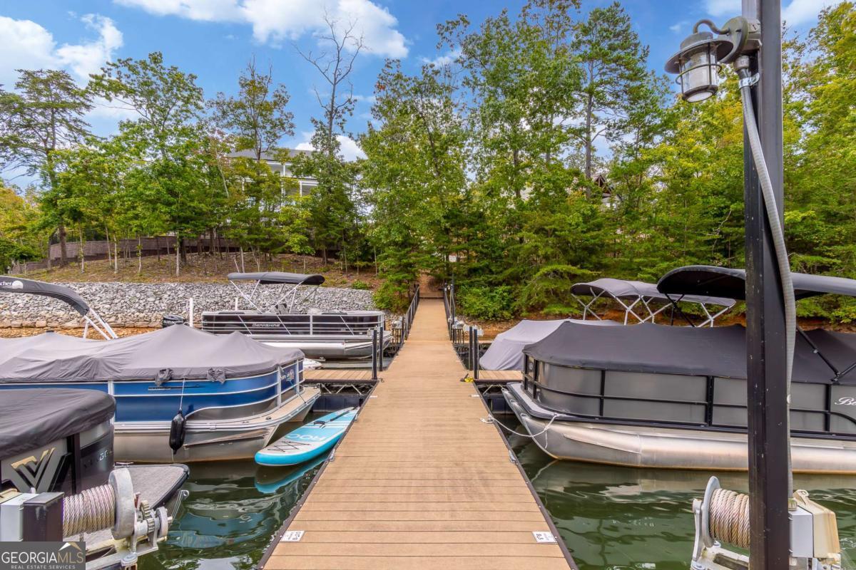 6008 Tradewinds Cove Property Photo 3