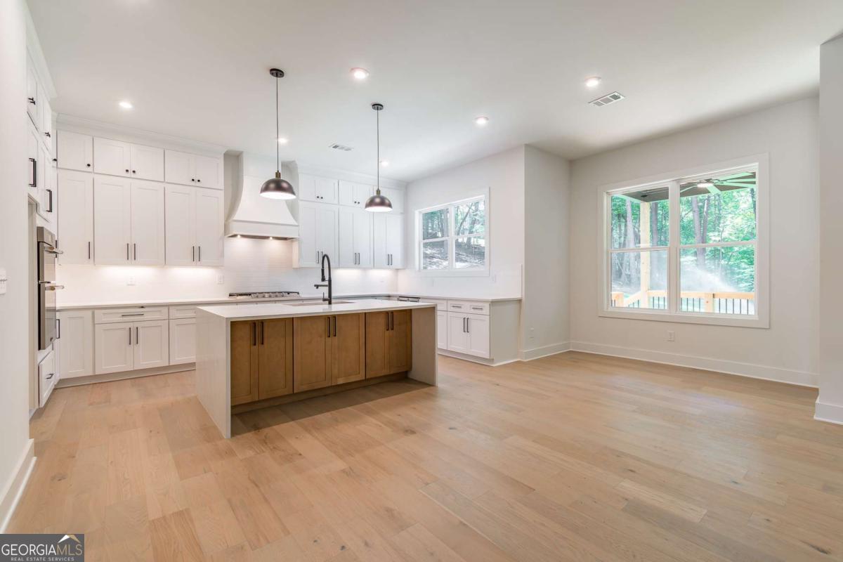 6008 Tradewinds Cove Property Photo 27