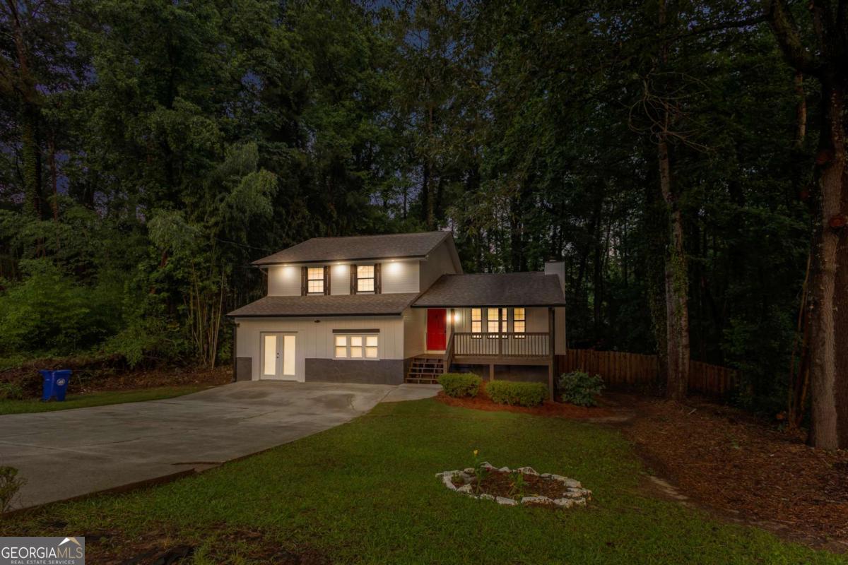 630 Pennylake Court Property Photo 1