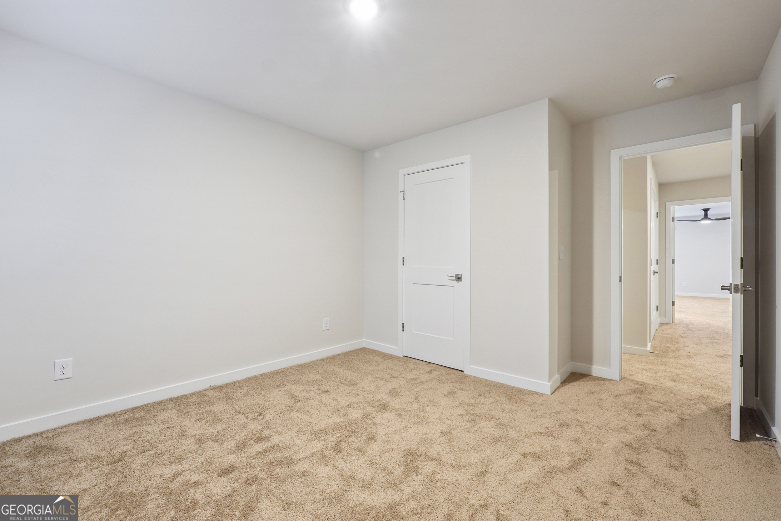 216 Harris Walk Property Photo 13