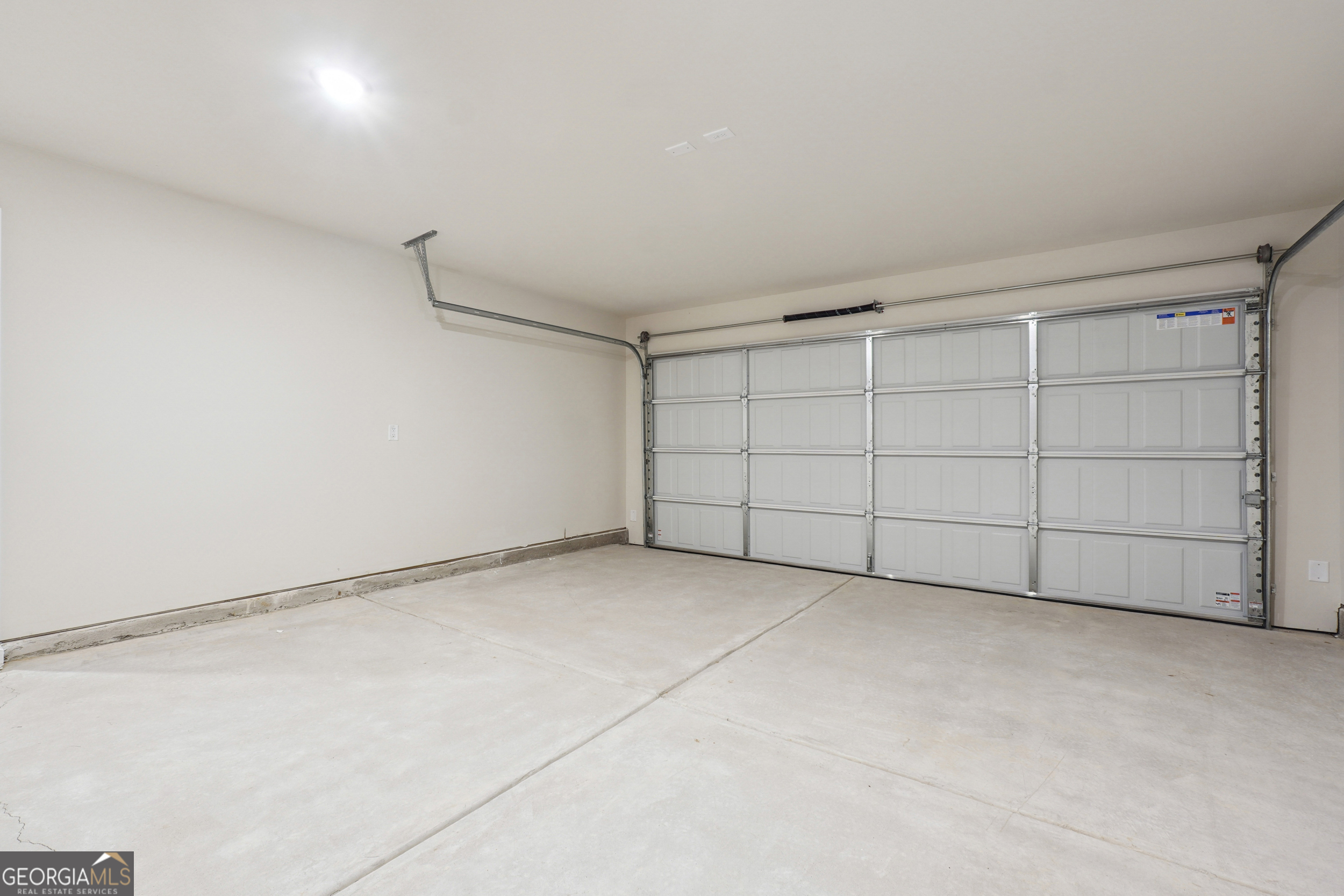 216 Harris Walk Property Photo 25