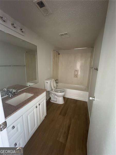 3288 Covington Drive Property Photo 11