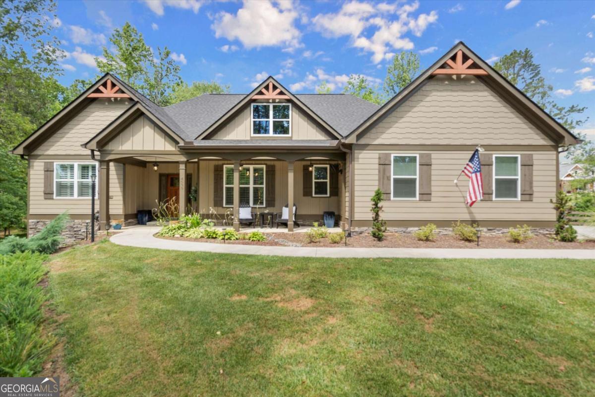 4635 Yellow Creek Road Property Photo 1