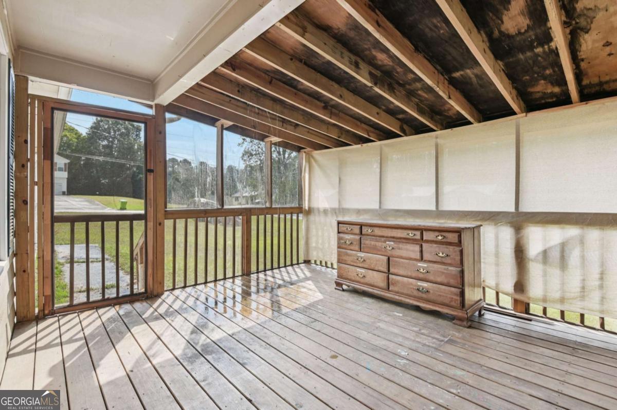 11 Paces Meadows Lane Property Photo 3
