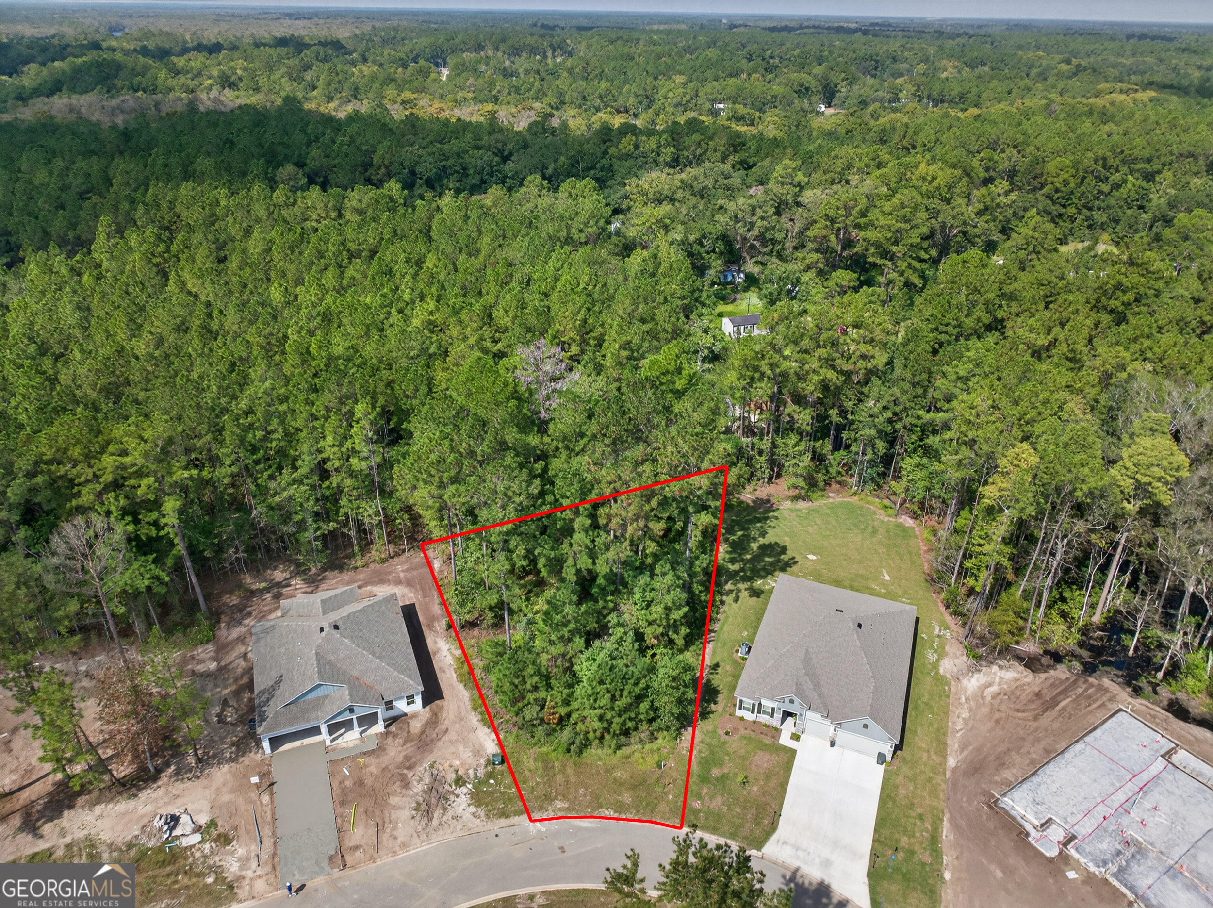 635 Breakwater Loop Property Photo 1