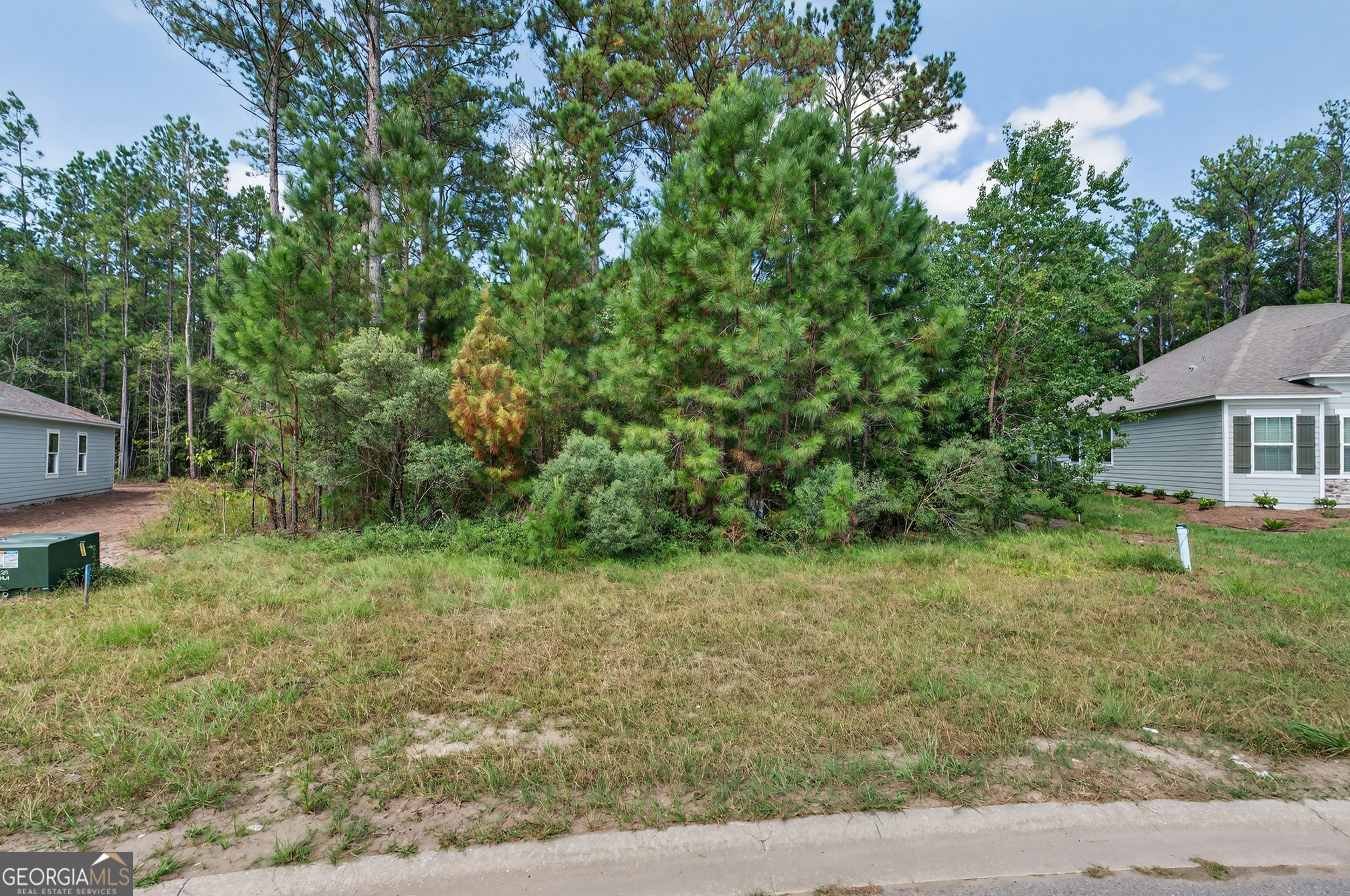 635 Breakwater Loop Property Photo 8
