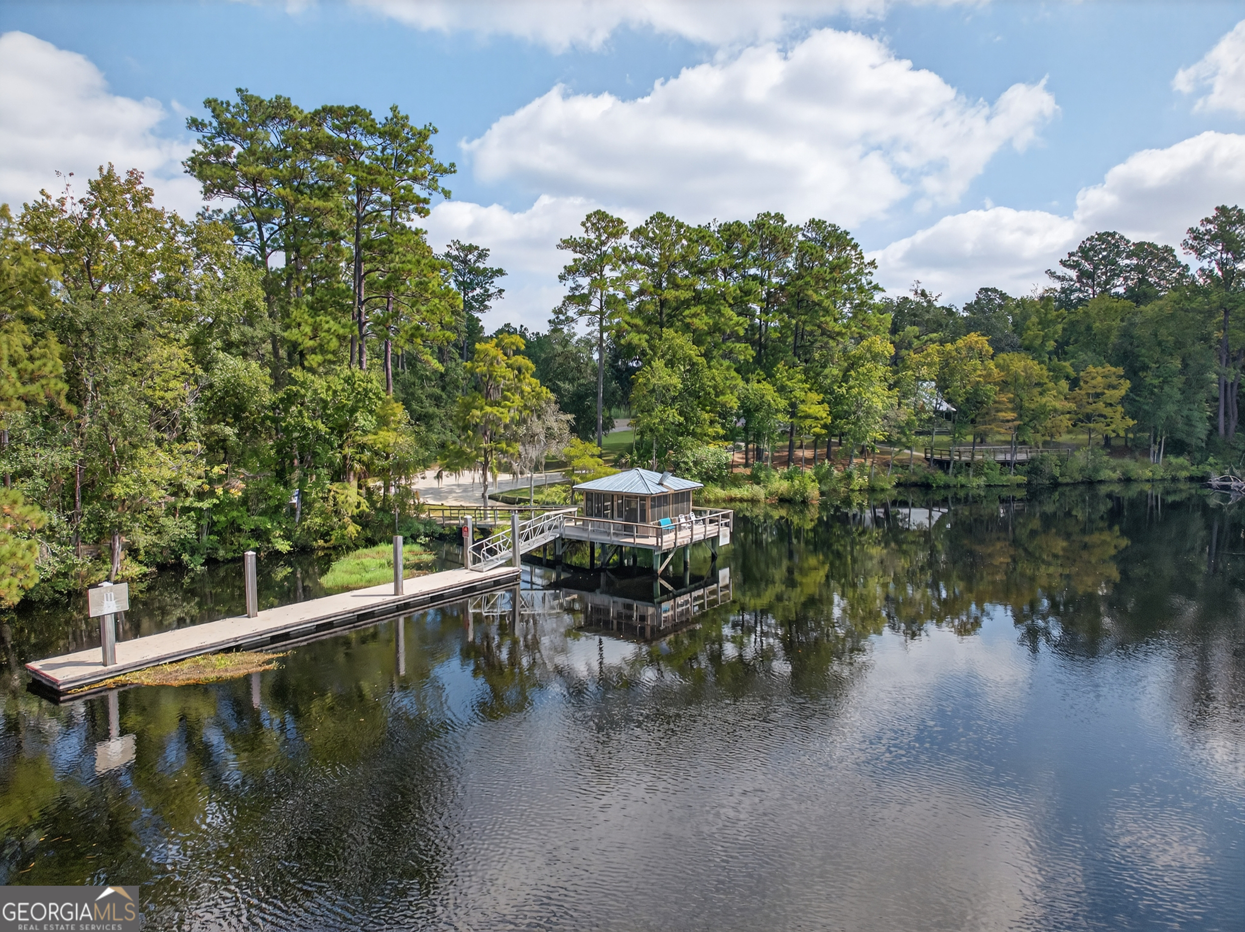 635 Breakwater Loop Property Photo 14
