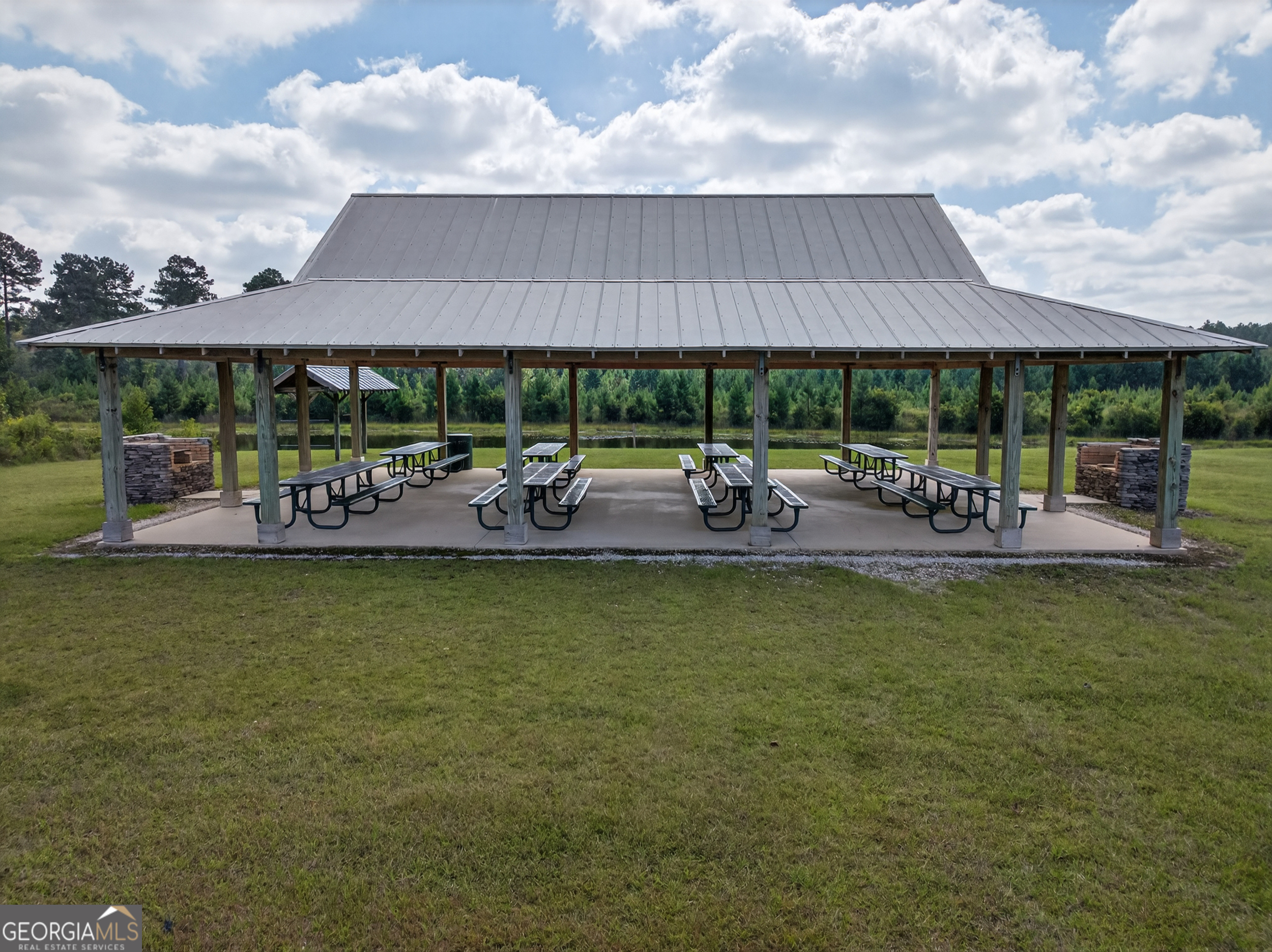 635 Breakwater Loop Property Photo 19
