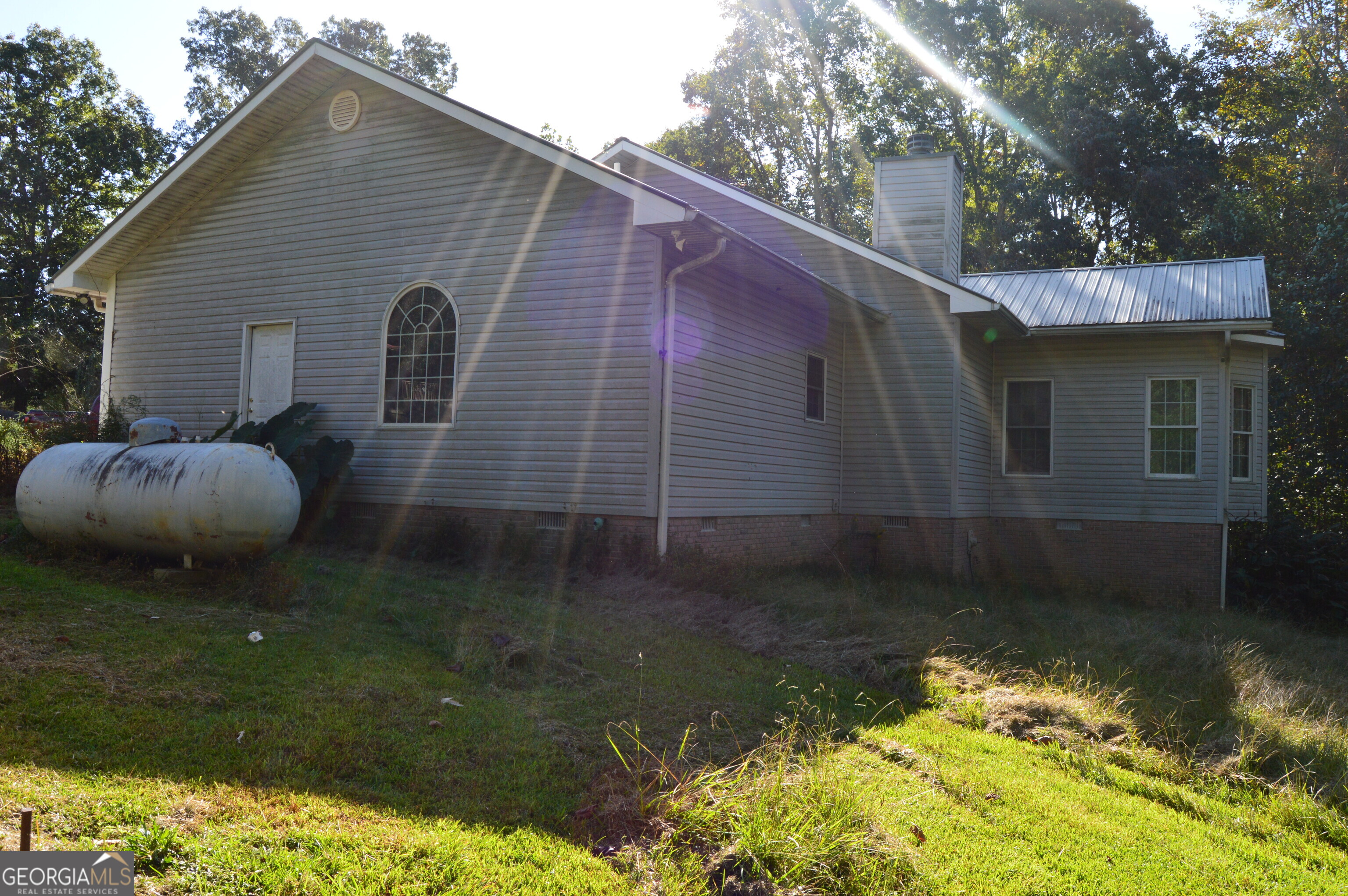 424 Law House Road Property Photo 2